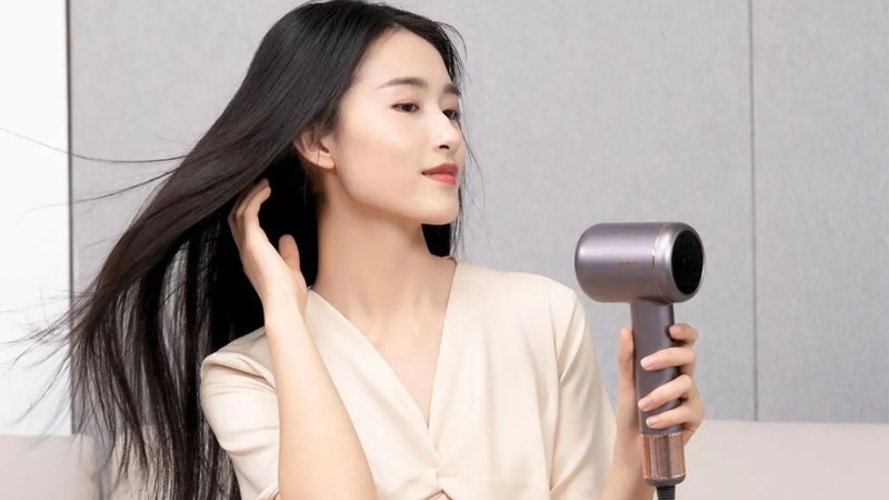 cách dùng máy sấy tóc tạo kiểu 1