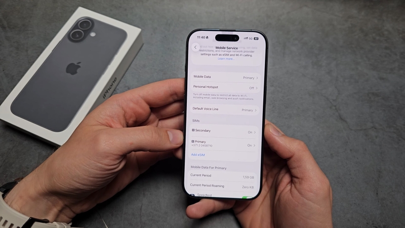 Hướng dẫn chi tiết cách gắn SIM iPhone 17 đơn giản nhất - bước 5