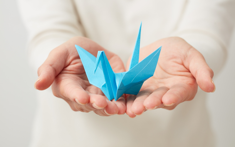 Cách gấp con hạc giấy may mắn