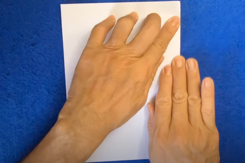 cách gấp thuyền giấy (2)