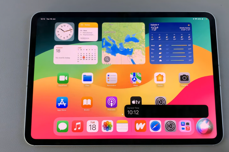 Cách gọi Siri trên iPad Pro (4)