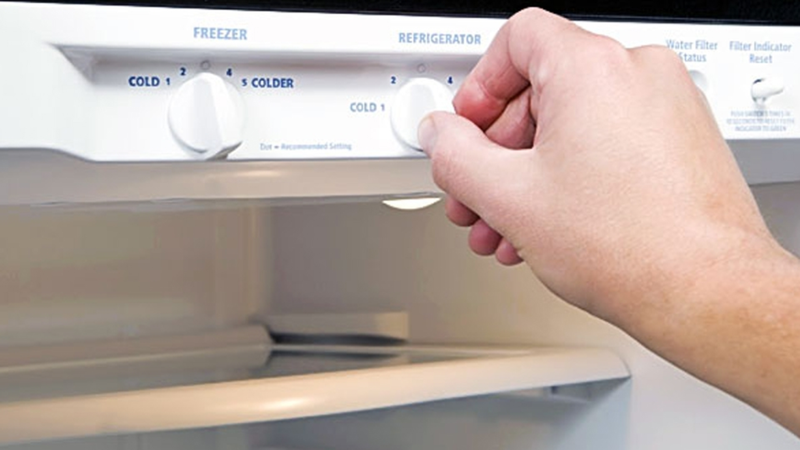 cách hạn chế tủ lạnh đóng tuyết hình 6.png