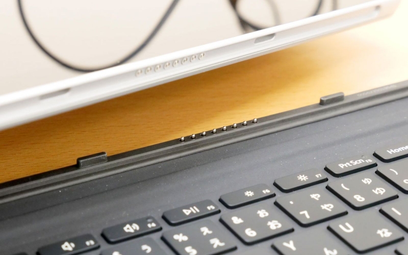 Bàn phím Surface Type Cover, Surface Pro Signature, Surface Pro X Series