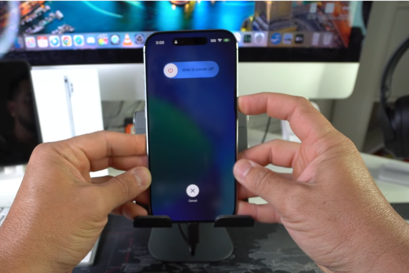 cách khởi động lại iPhone 17 (2)