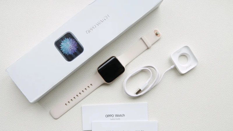 Kiểm tra vỏ hộp, phụ kiện đi kèm