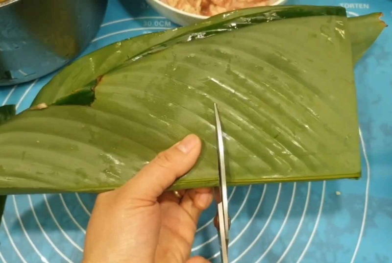 cách làm bánh chưng mật hình 9