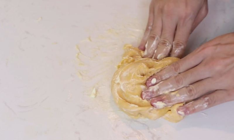 Cách làm bánh mì hoa cúc bằng lò nướng 4