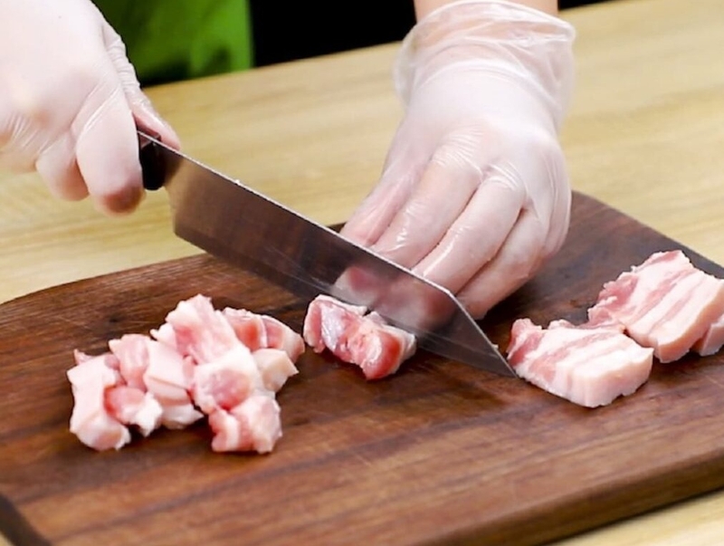 Cách làm bánh mì thịt xiên nướng 2