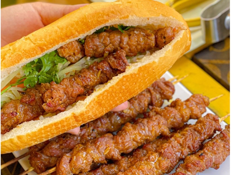 Cách làm bánh mì thịt xiên nướng 5