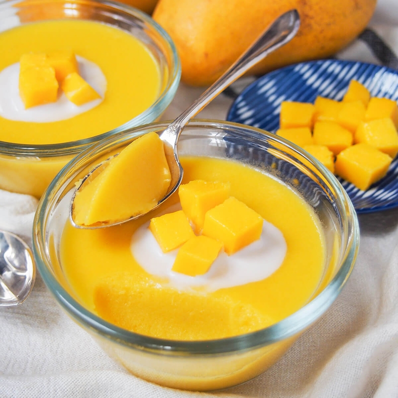 Cách làm bánh pudding xoài 1