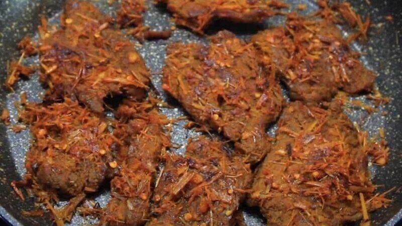 Làm chín và sấy khô thịt bò