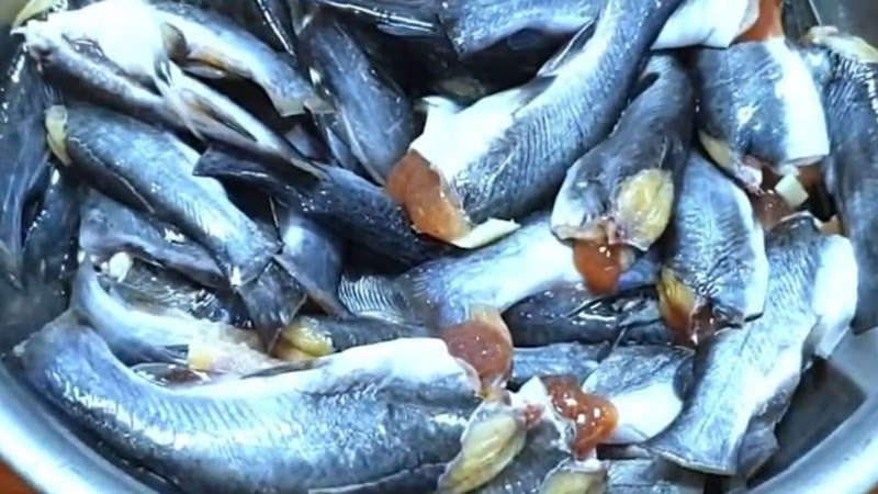 cách làm cá chốt kho tiêu 2