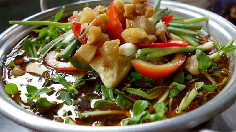 Cách làm cá nhám nấu canh chua sả nghệ 1