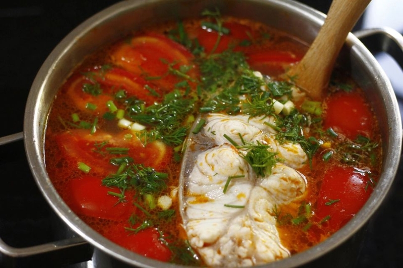 Nấu canh chua cá Hà Nội