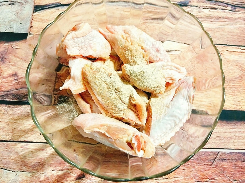 cách làm cánh gà chiên sốt trứng muối 2