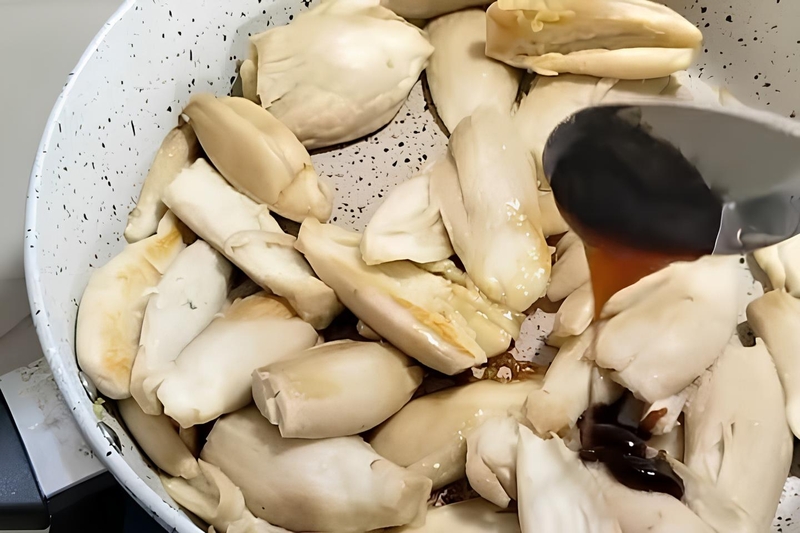 cách làm chà bông chay từ nấm hình 7