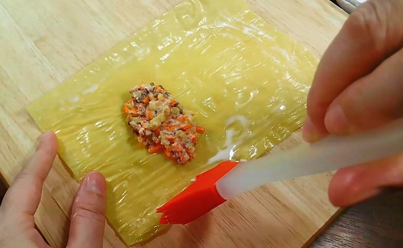 Cách làm chả giò chay tàu hũ ky hình 5