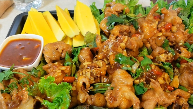 chân gà rút xương nướng 6