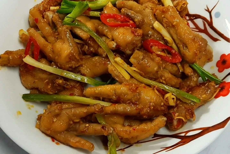 cách làm chân gà xào sả ớt đã hoàn thành