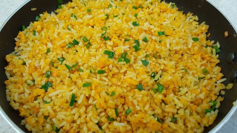 cách làm cơm nguội chiên trứng - hình 1