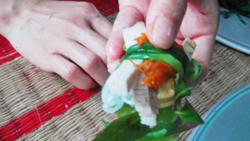 cách làm cuốn hành Thủy Nguyên 4