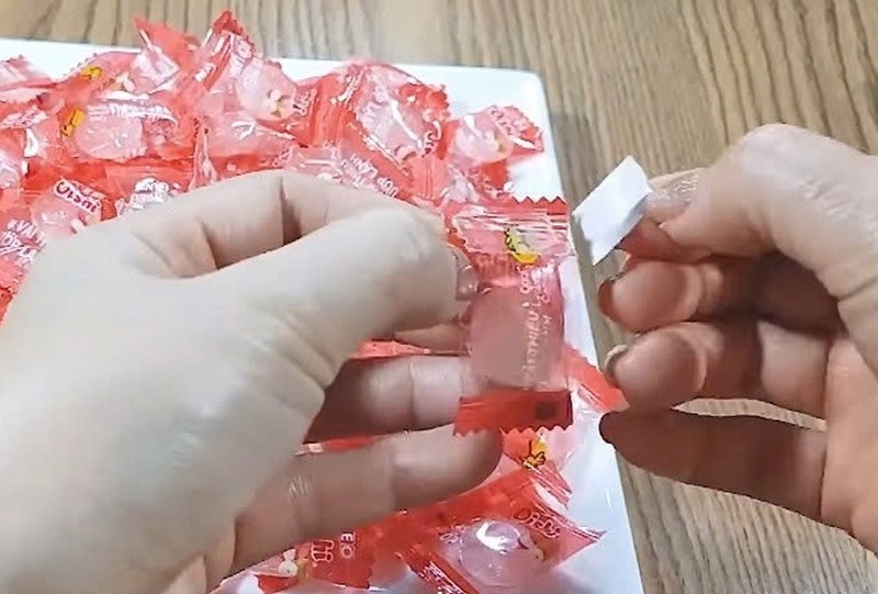 Cách làm hoa sen bằng kẹo oishi ảnh 2