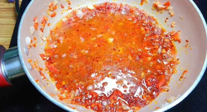 Làm sốt muối ớt