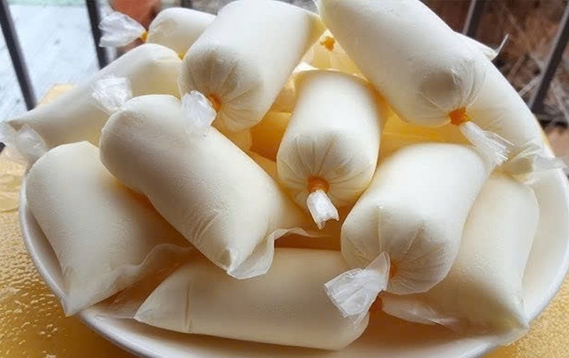 cách làm kem sữa chua túi ảnh 1