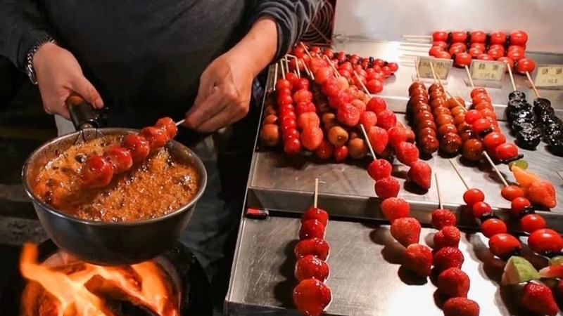 Cách làm kẹo hồ lô từ trái táo gai