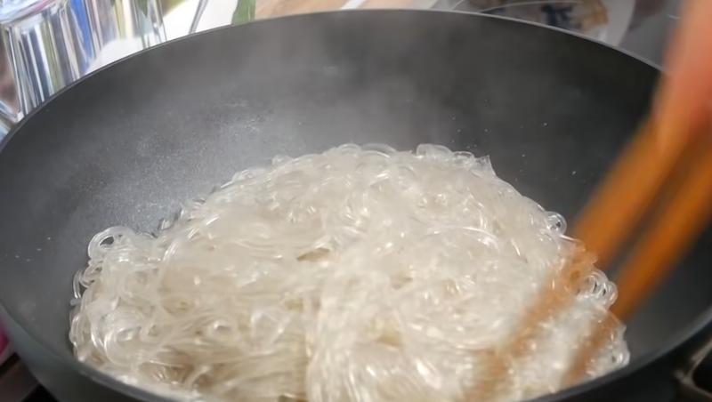 Cách làm miến xào lòng mề gà 6