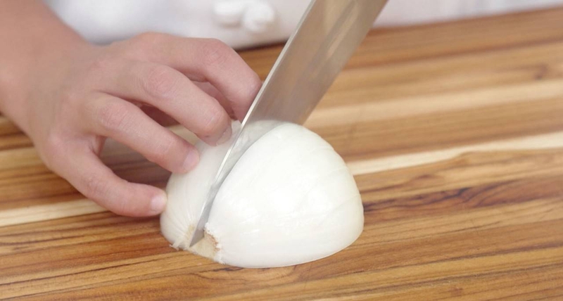 Cách làm nước ép hành tây - ảnh 3
