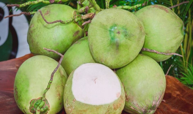 Cách làm rau má nước dừa 3