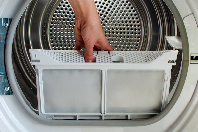 cách làm sạch máy sấy quần áo hình 3