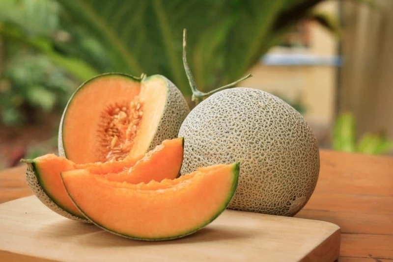 Cách làm sinh tố cải xoăn 7