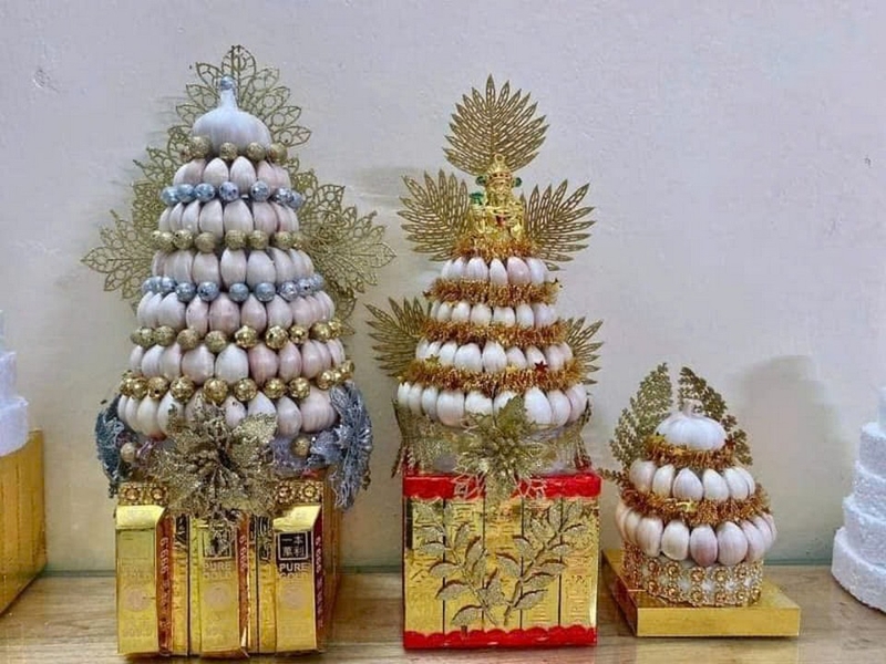 cách làm tháp tỏi ảnh 2