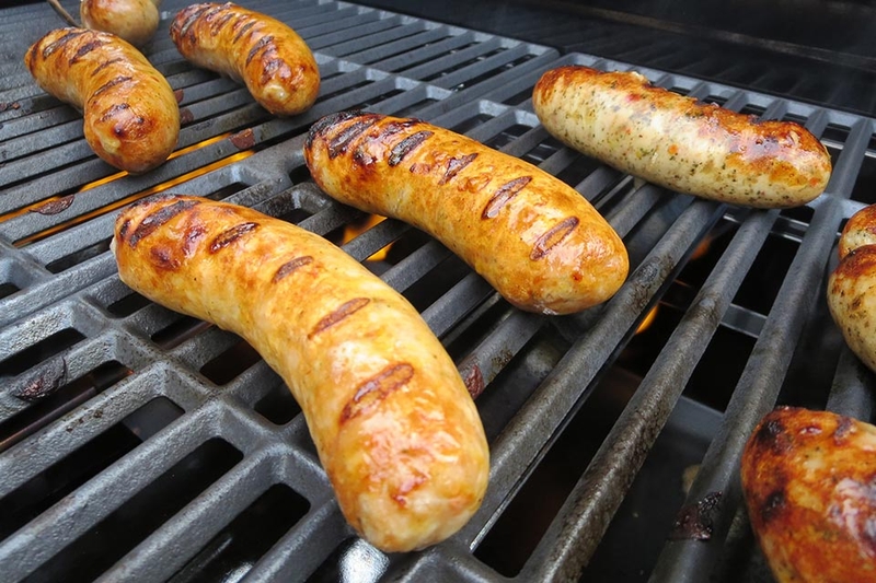 Cách làm xúc xích - 02