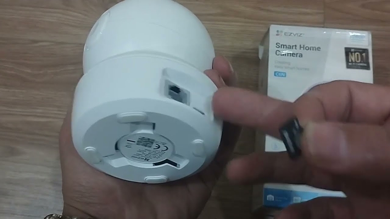 cách lắp thẻ nhớ vào camera Ezviz 6