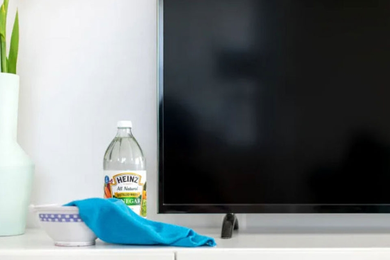 C&aacute;ch lau m&agrave;n h&igrave;nh tivi Sony - 04
