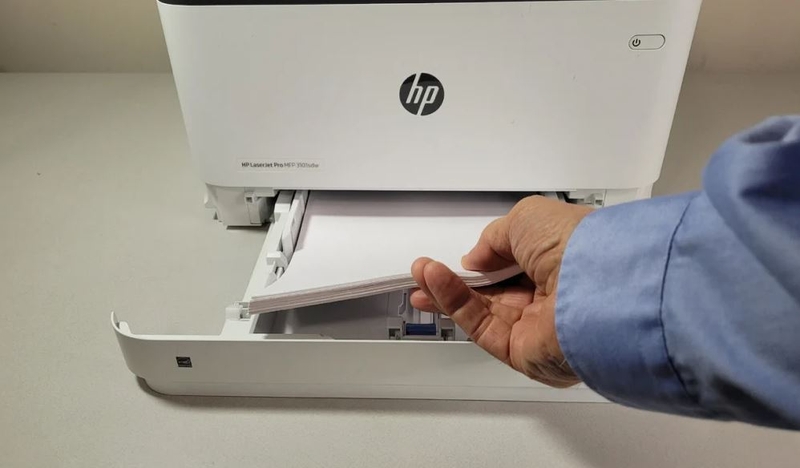 cách lấy giấy bị kẹt trong máy in HP LaserJet 5