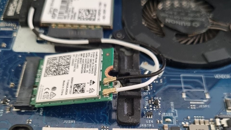 Card mạng Wifi bị lỏng chân cắm