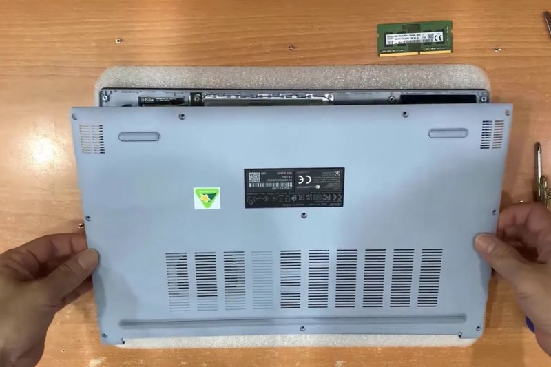 Cách nâng cấp RAM cho Asus Vivobook 15 (ảnh 5)