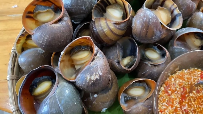 Ốc luộc sả