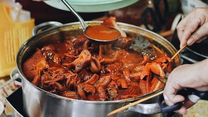 cách nấu phá lấu lòng heo 8