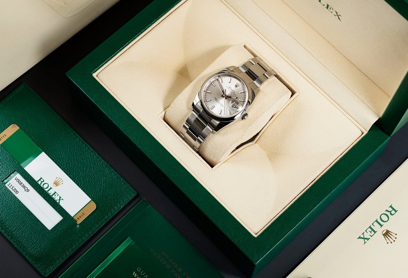 cách nhận biết đồng hồ Rolex chính hãng 11