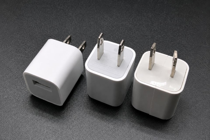 cách nhận biết sạc iPhone dỏm (ảnh 4)