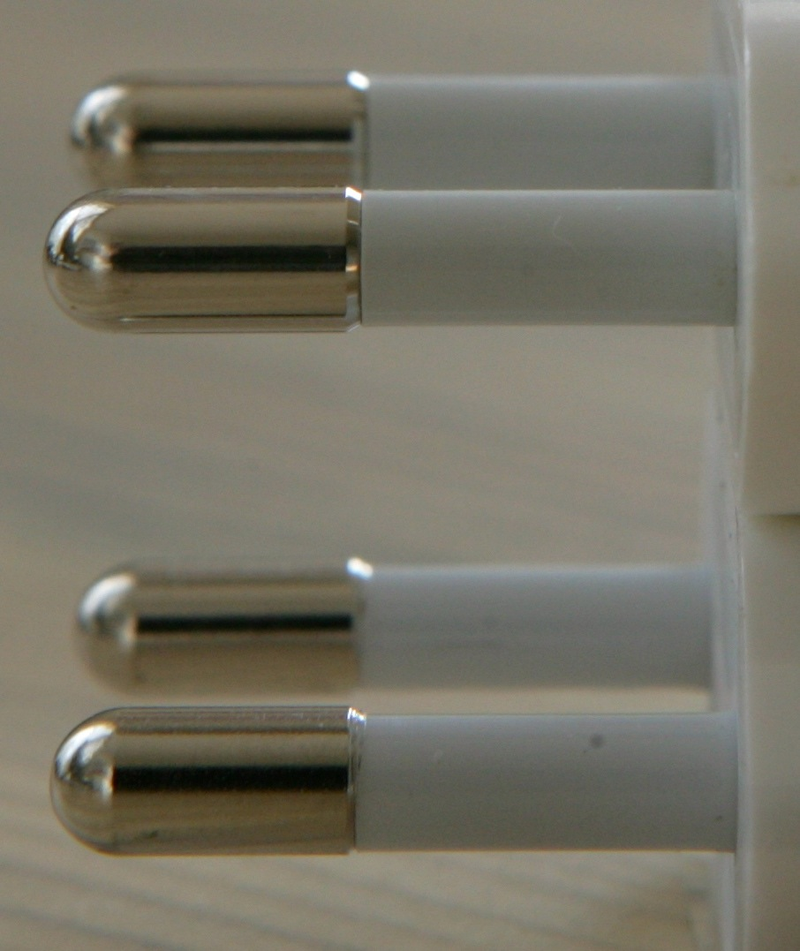 cách phân biệt sạc apple thật giả 4.png