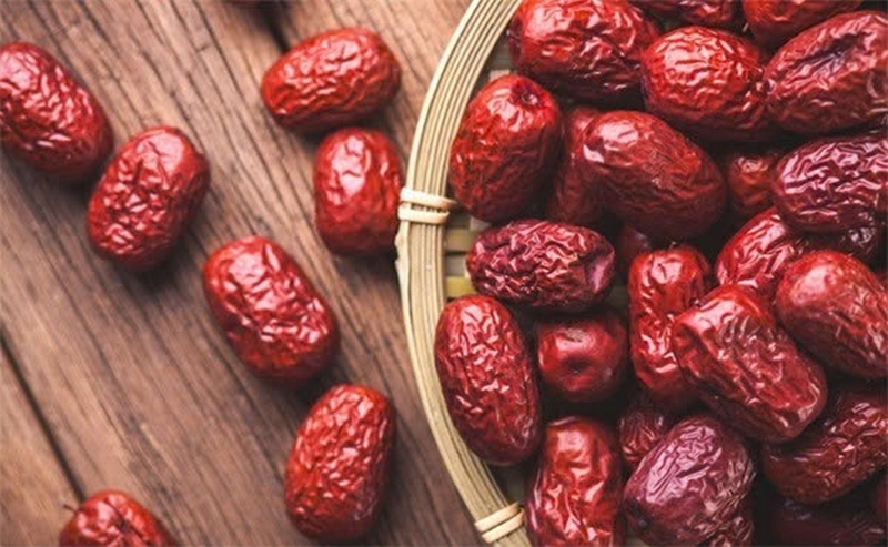 Cách phân biệt táo đỏ Hàn Quốc thật giả ảnh 3