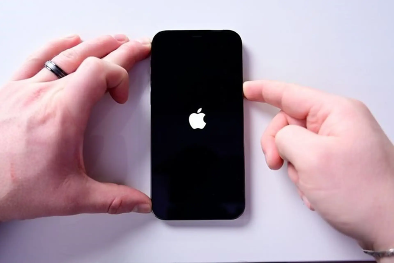 cách reset iphone 16e 5