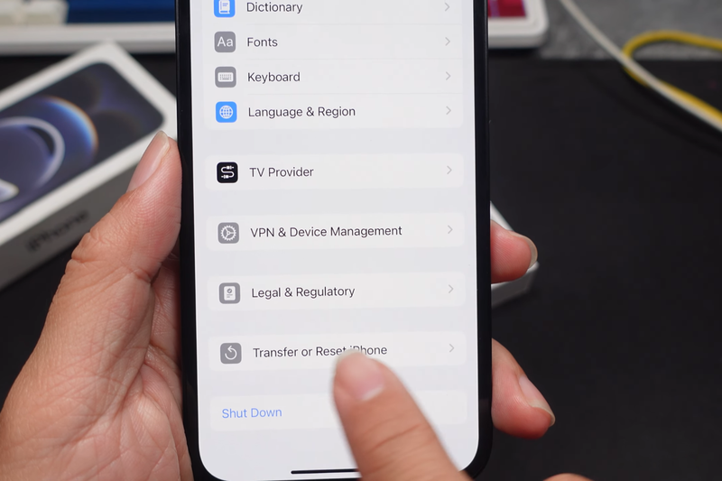 cách reset iphone 16e 2