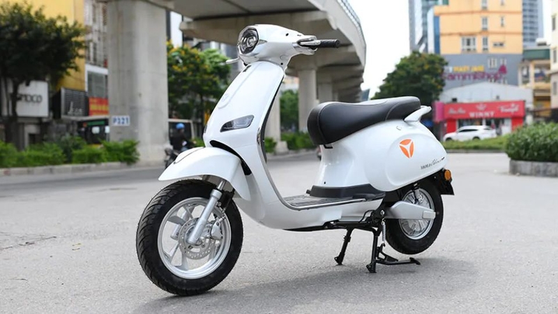 cách sạc pin xe máy điện đúng cách 1